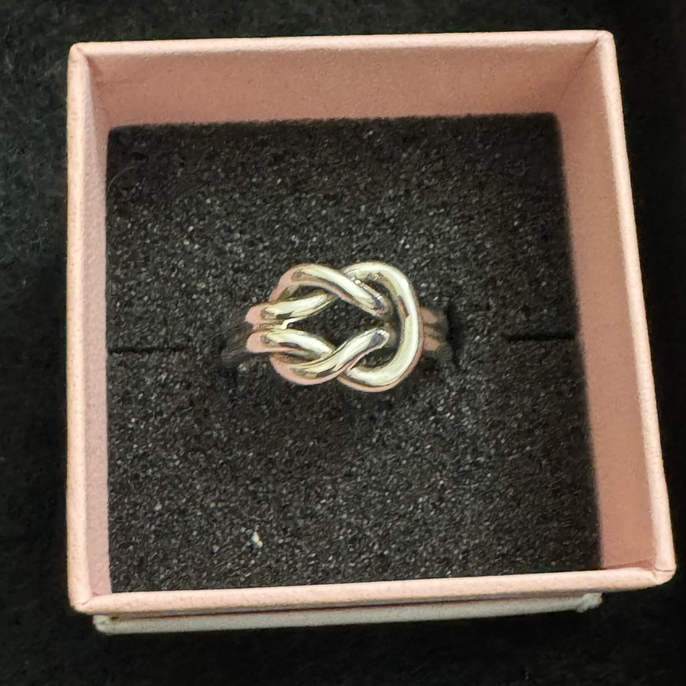 Elegant Silver Knot Ring